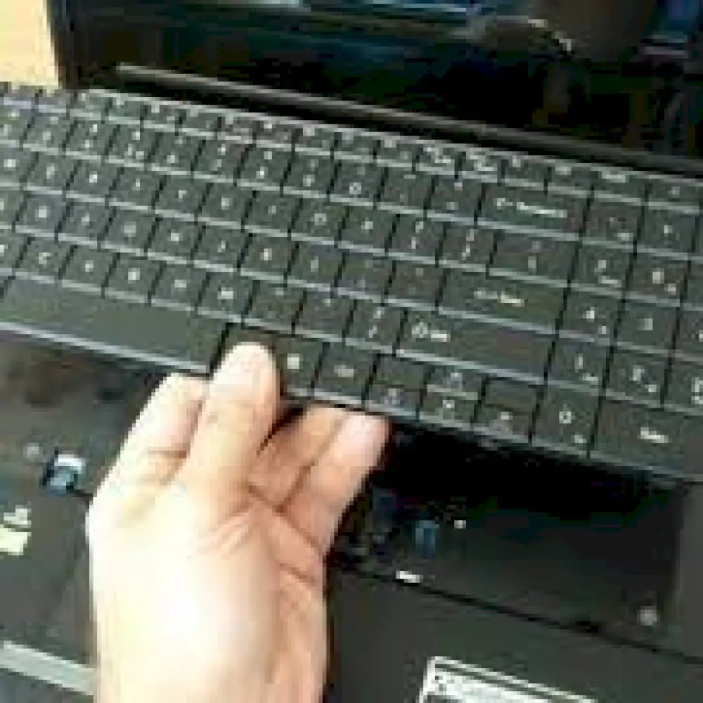 harga ganti keyboard laptop